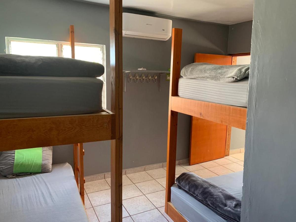 Tortuga Hostel Topolobampo Eksteriør bilde