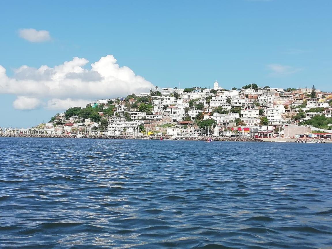 Tortuga Hostel Topolobampo Eksteriør bilde
