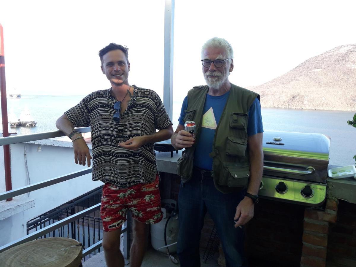 Tortuga Hostel Topolobampo Eksteriør bilde
